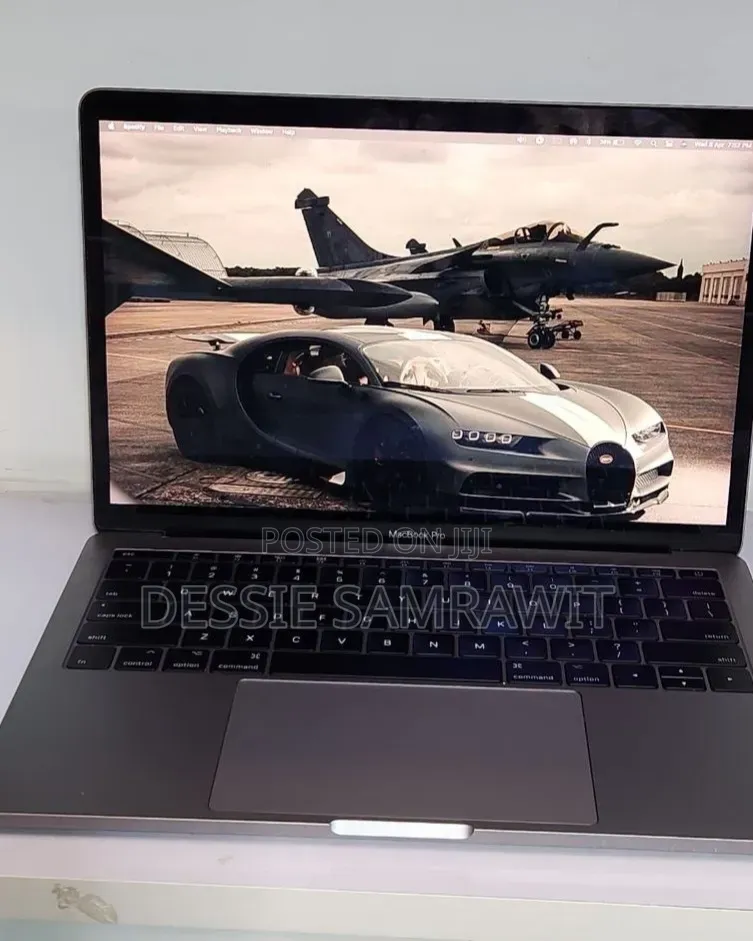 Laptop Apple MacBook Pro 2017 8GB Intel Core i5 SSD 256GB