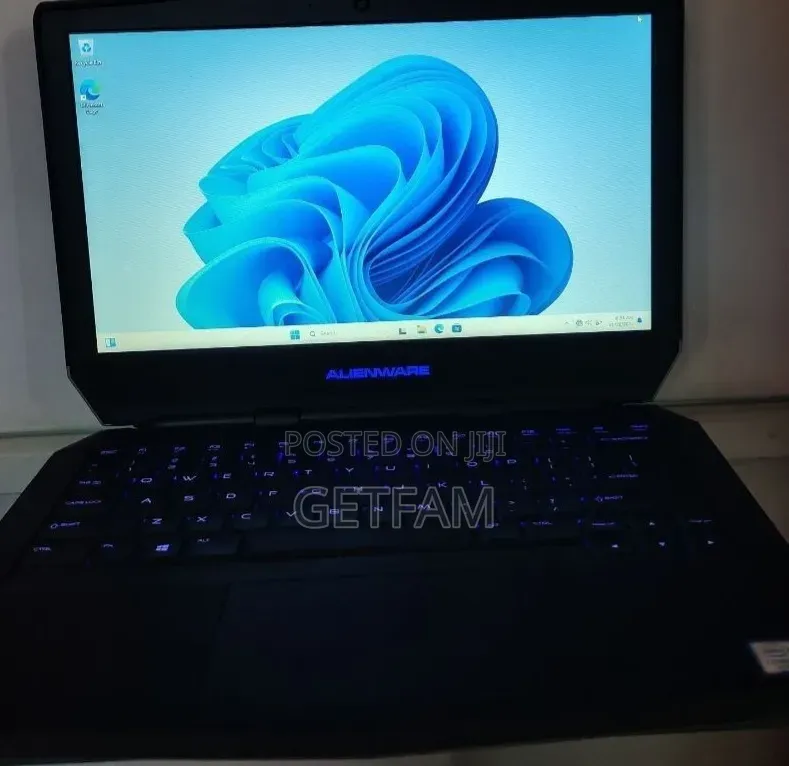 New Laptop Alienware M15 r3 16GB Intel Core i5 SSD 256GB