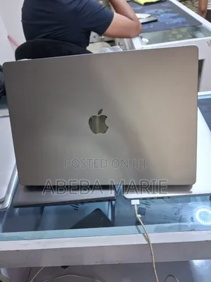 New Laptop Apple MacBook Pro 2019 16GB Intel Core i9 SSD 1T