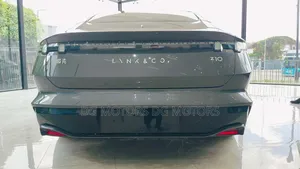 New Lynk & Co Z10 2025 Black