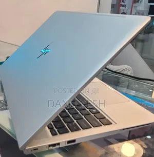 New Laptop HP 16GB Intel Core i5 SSD 512GB