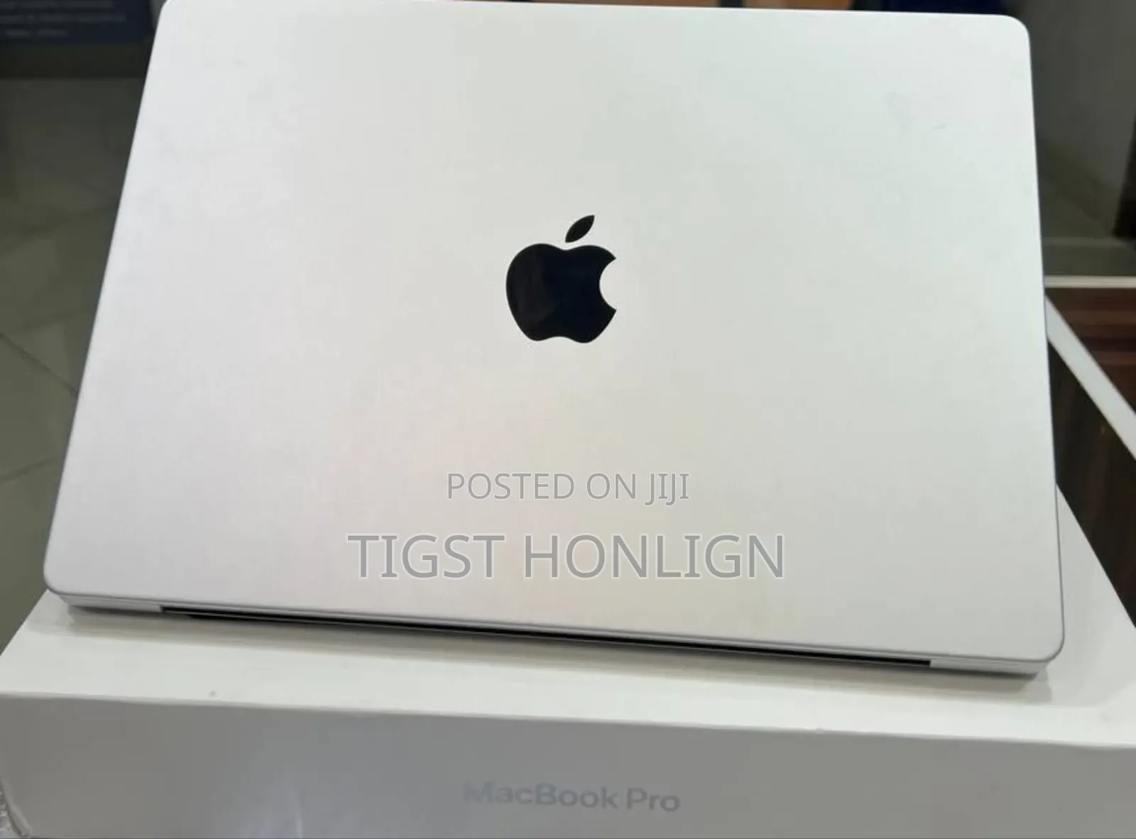 New Laptop Apple MacBook Pro M1 16GB Apple M1 SSD 512GB