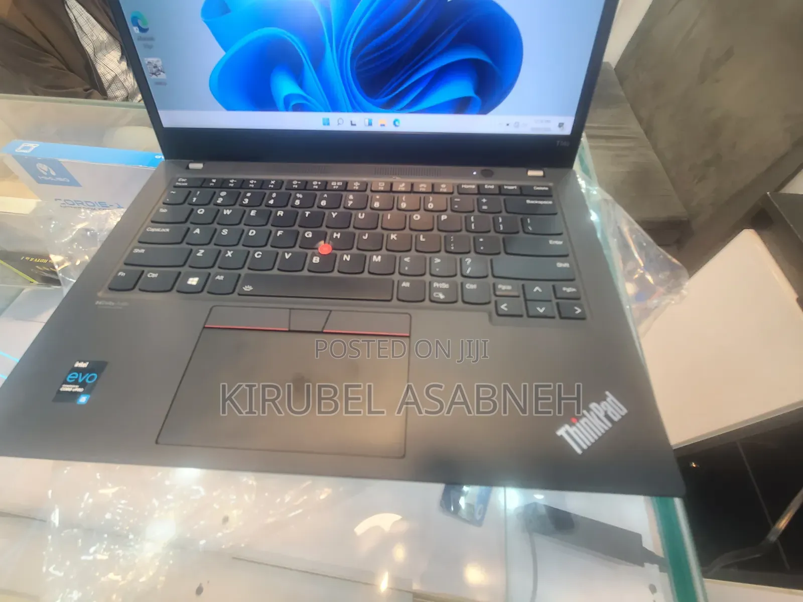 New Laptop Lenovo ThinkPad T14s Gen 2 16GB Intel Core i5 SSD 512GB