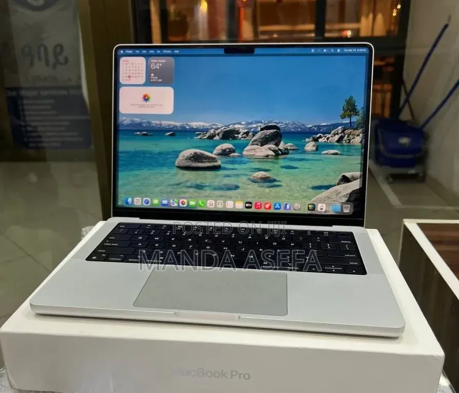 New Laptop Apple MacBook Pro M1 16GB Apple M1 Pro SSD 512GB