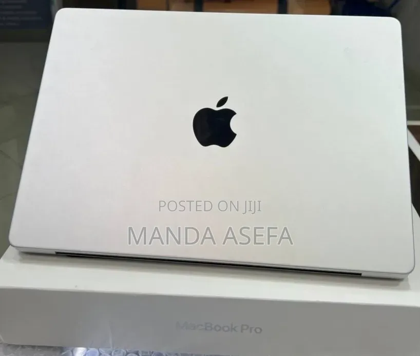 New Laptop Apple MacBook Pro M1 16GB Apple M1 Pro SSD 512GB