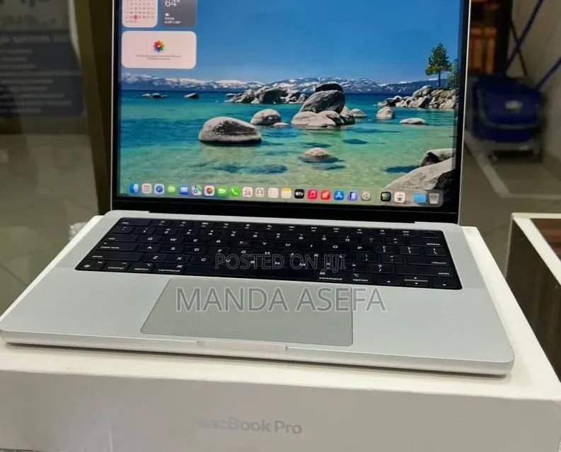 New Laptop Apple MacBook Pro M1 16GB Apple M1 Pro SSD 512GB