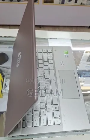 New Laptop HP Pavilion 15 8GB Intel Core i5 SSD 512GB