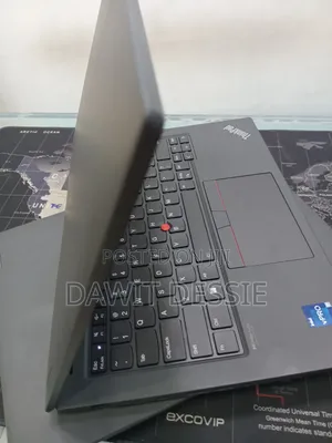New Laptop Lenovo ThinkPad T14 16GB Intel Core i7 SSD 512GB