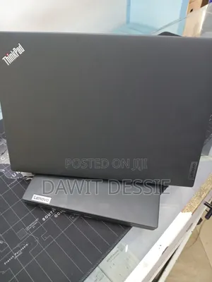 New Laptop Lenovo ThinkPad T14 16GB Intel Core i7 SSD 512GB