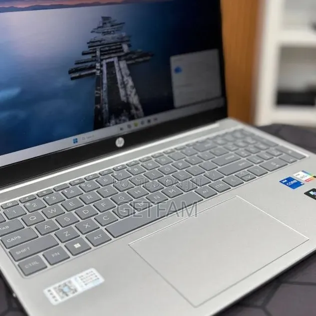 New Laptop HP Stream Notebook 16GB Intel Core i5 SSD 512GB