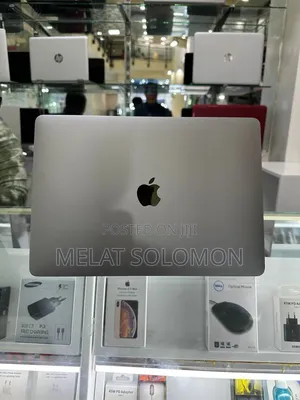Laptop Apple MacBook Pro 2017 8GB Intel Core i5 SSD 256GB