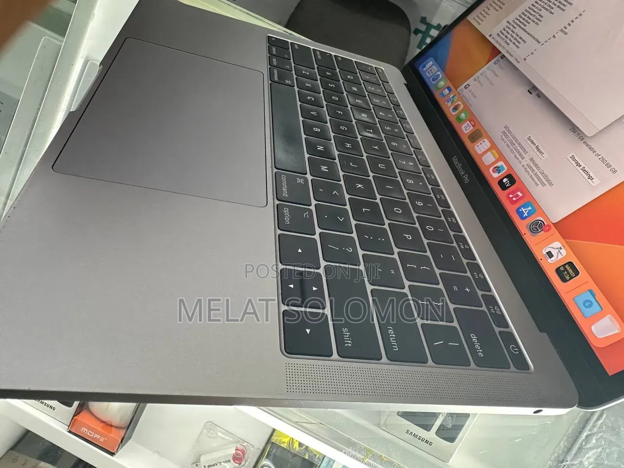 Laptop Apple MacBook Pro 2017 8GB Intel Core i5 SSD 256GB