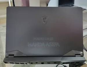 New Laptop MSI GE63 Raider RGB 8RF 16GB Intel Core i7 SSD 1T