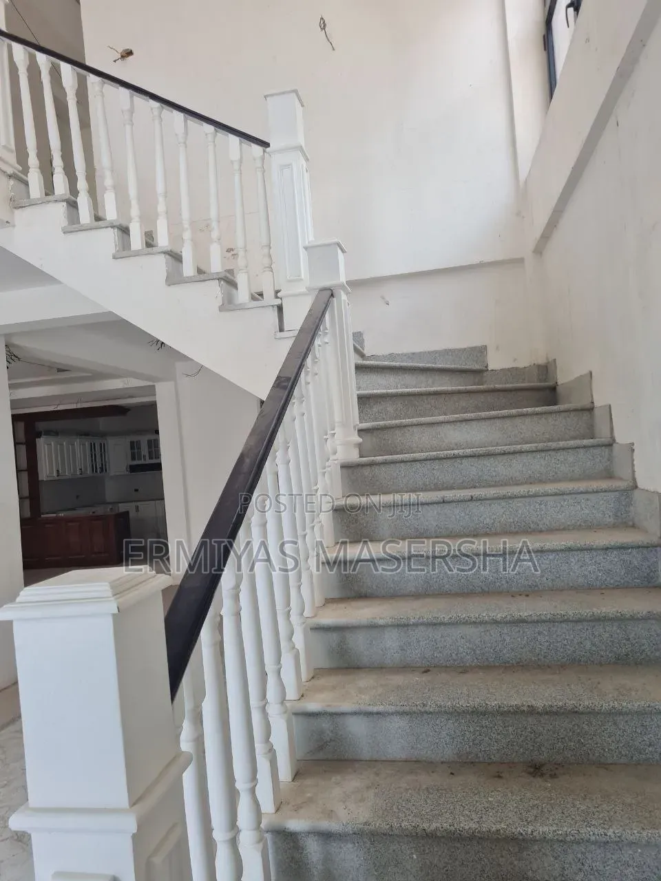 Furnished 8bdrm House in Yeka for sale