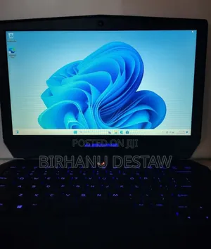 New Laptop Alienware 13 16GB Intel Core i5 SSD 256GB