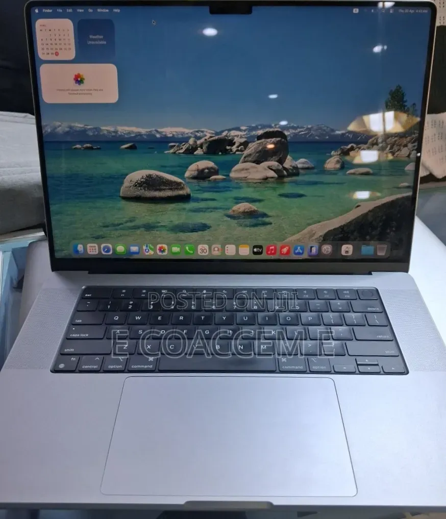 New Laptop Apple MacBook 16GB Intel Core i9 SSD 2T