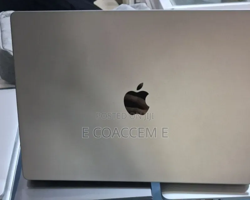 New Laptop Apple MacBook 16GB Intel Core i9 SSD 2T