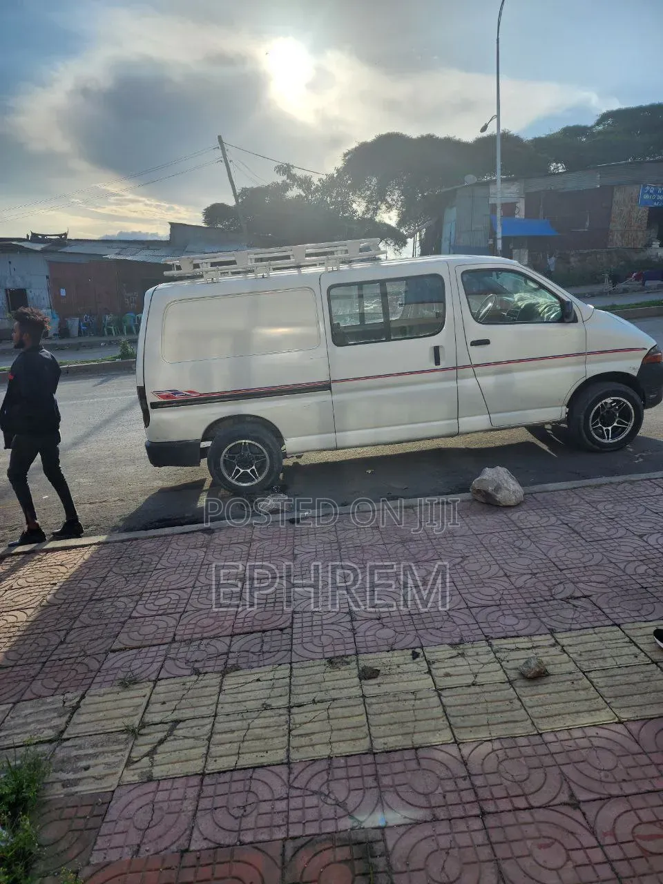 Toyota Hilux 2002 White