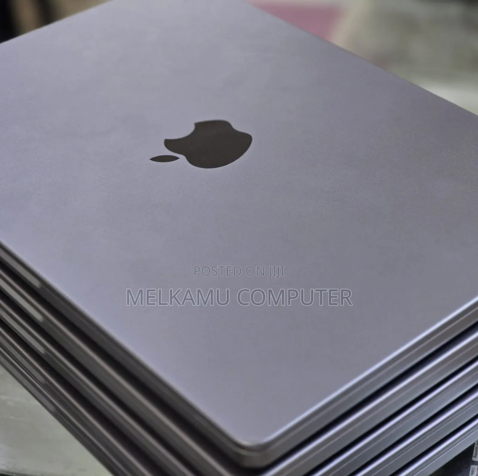 New Laptop Apple MacBook Pro M1 32GB Intel Core i7 SSD 512GB