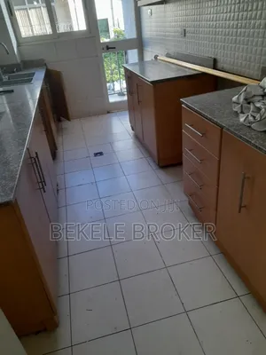 Furnished 6bdrm House in ቤት, Bole for sale