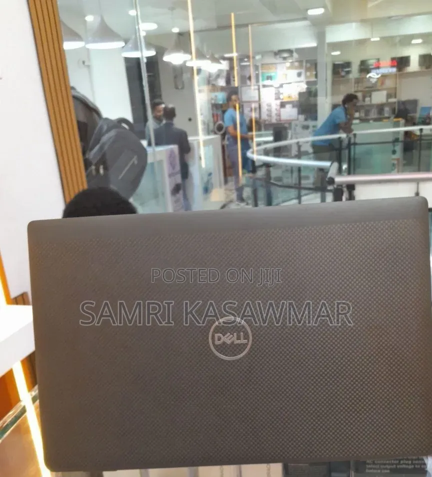 New Laptop Dell Latitude 7420 32GB Intel Core i7 SSD 512GB