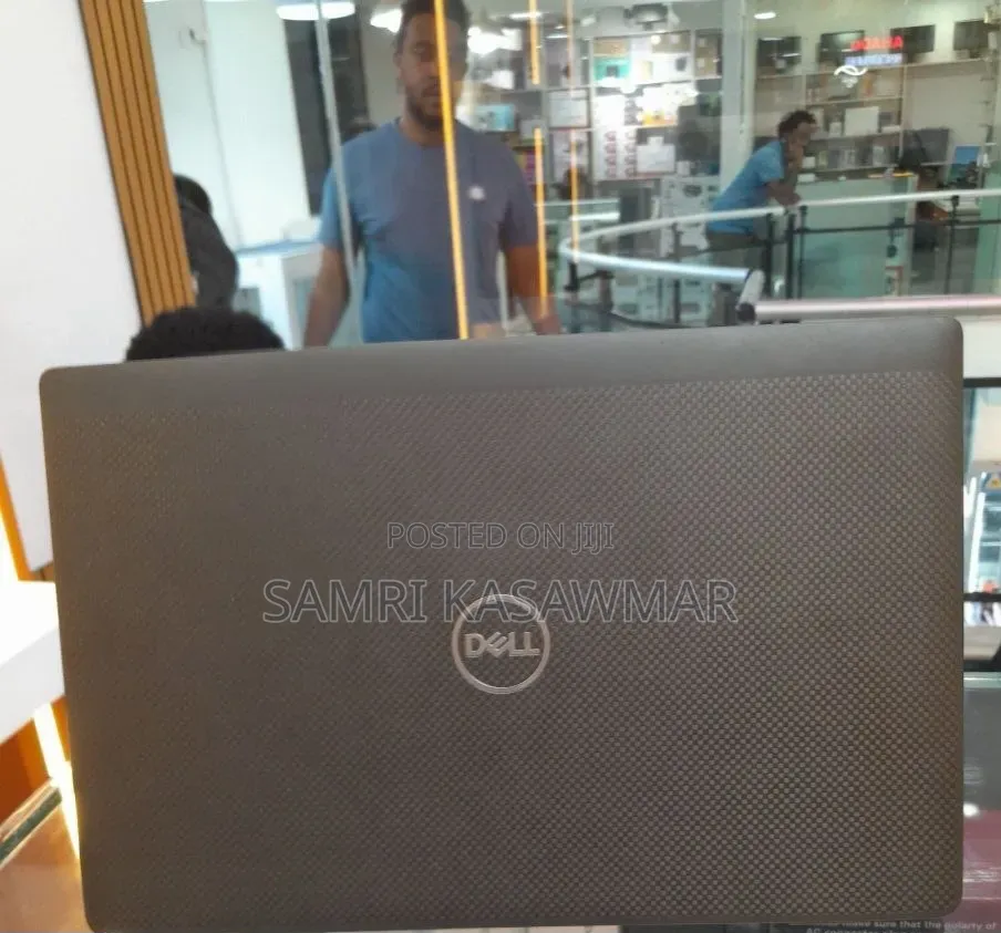 New Laptop Dell Latitude 7420 32GB Intel Core i7 SSD 512GB