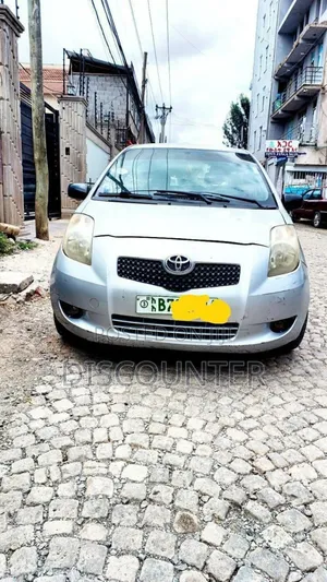 Toyota Yaris 1.0 VVT-i 2007 Silver