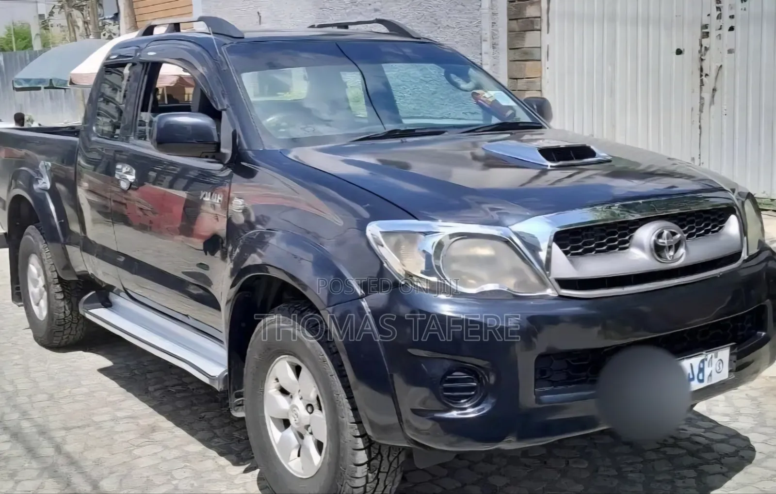 Toyota Hilux 2010 Black
