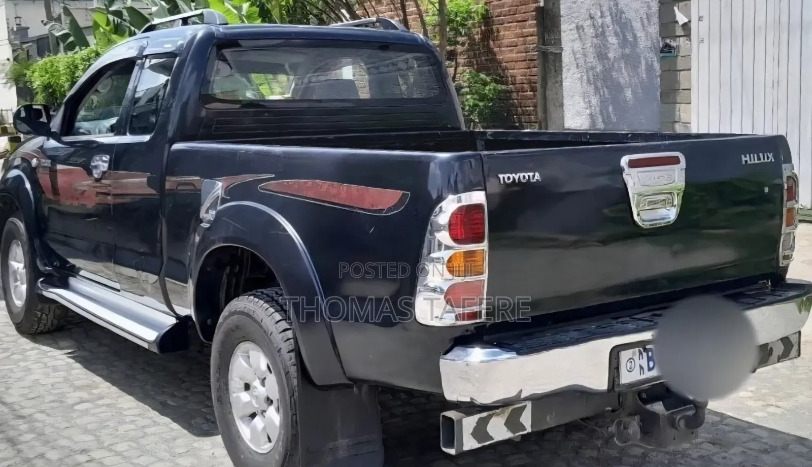Toyota Hilux 2010 Black