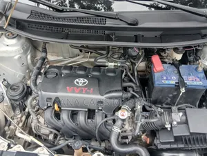 Toyota Yaris 2014 Blue
