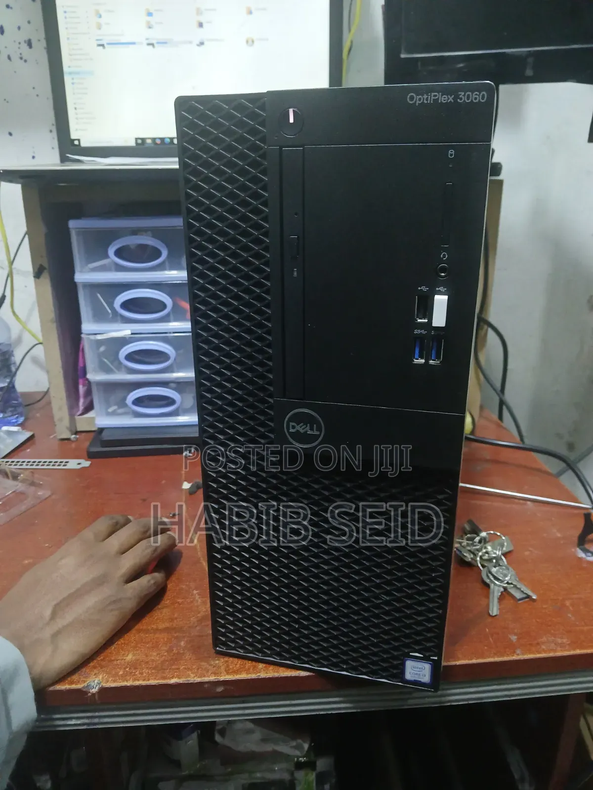 Desktop Computer Dell OptiPlex 3060 4GB Intel Core i5 HDD 1T