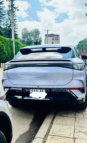 BYD Sealion 7 EV 2025 Ivory