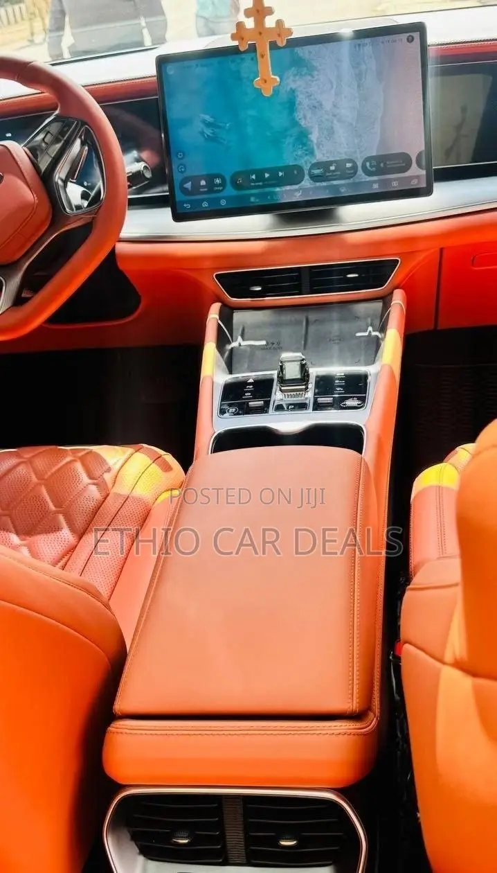 BYD Sealion 7 EV 2025 Ivory