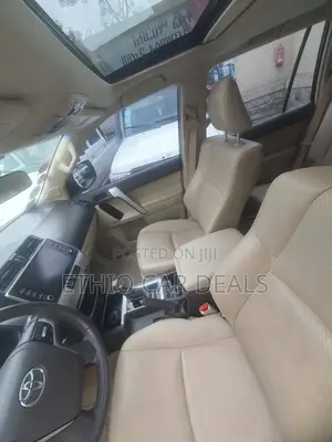 Toyota Land Cruiser Prado 2022 White