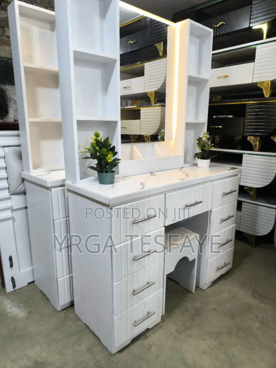 Dressing Table 1:20