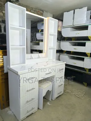 Dressing Table 1:20