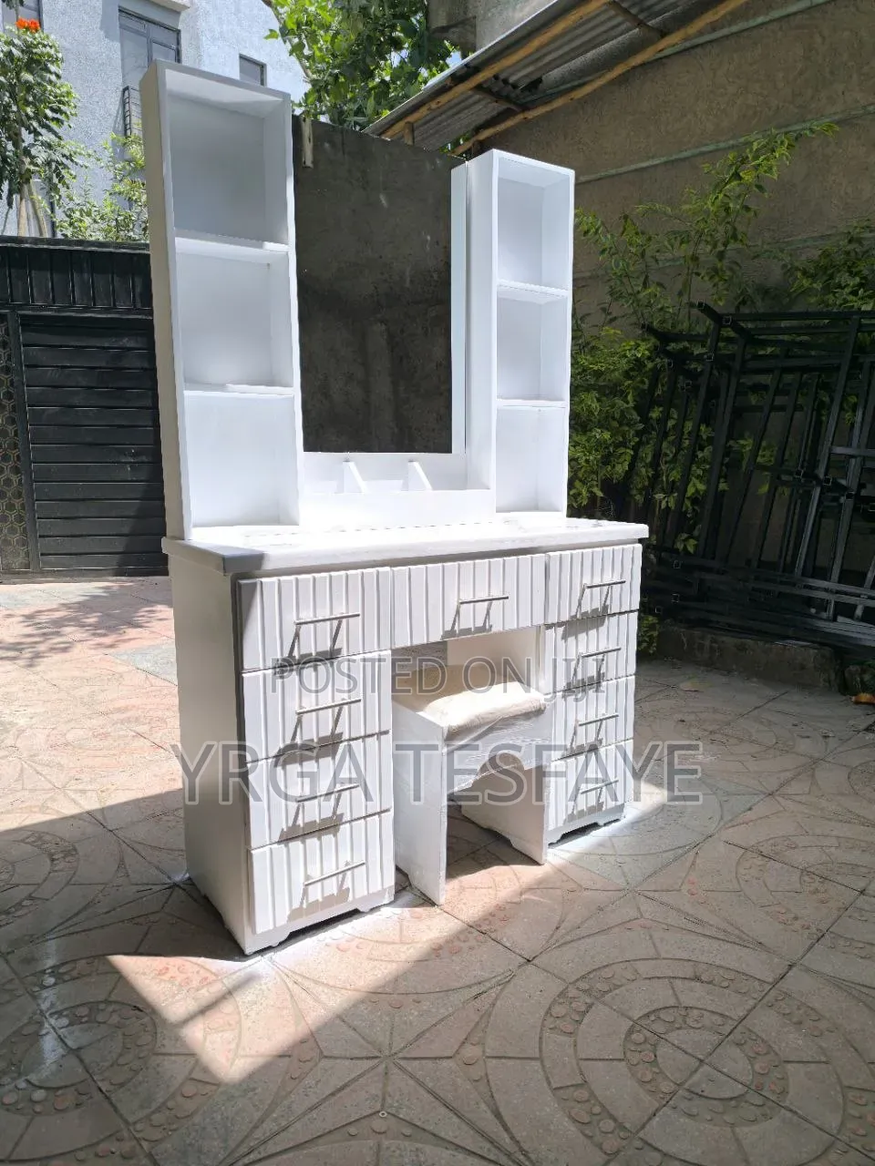 Dressing Table 1:20