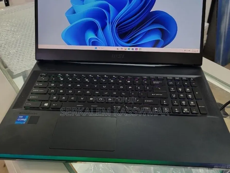 New Laptop MSI GE73 7RD Raider 16GB Intel Core i7 SSD 1T