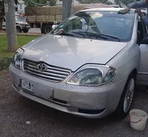 Toyota Corolla 2003 Silver