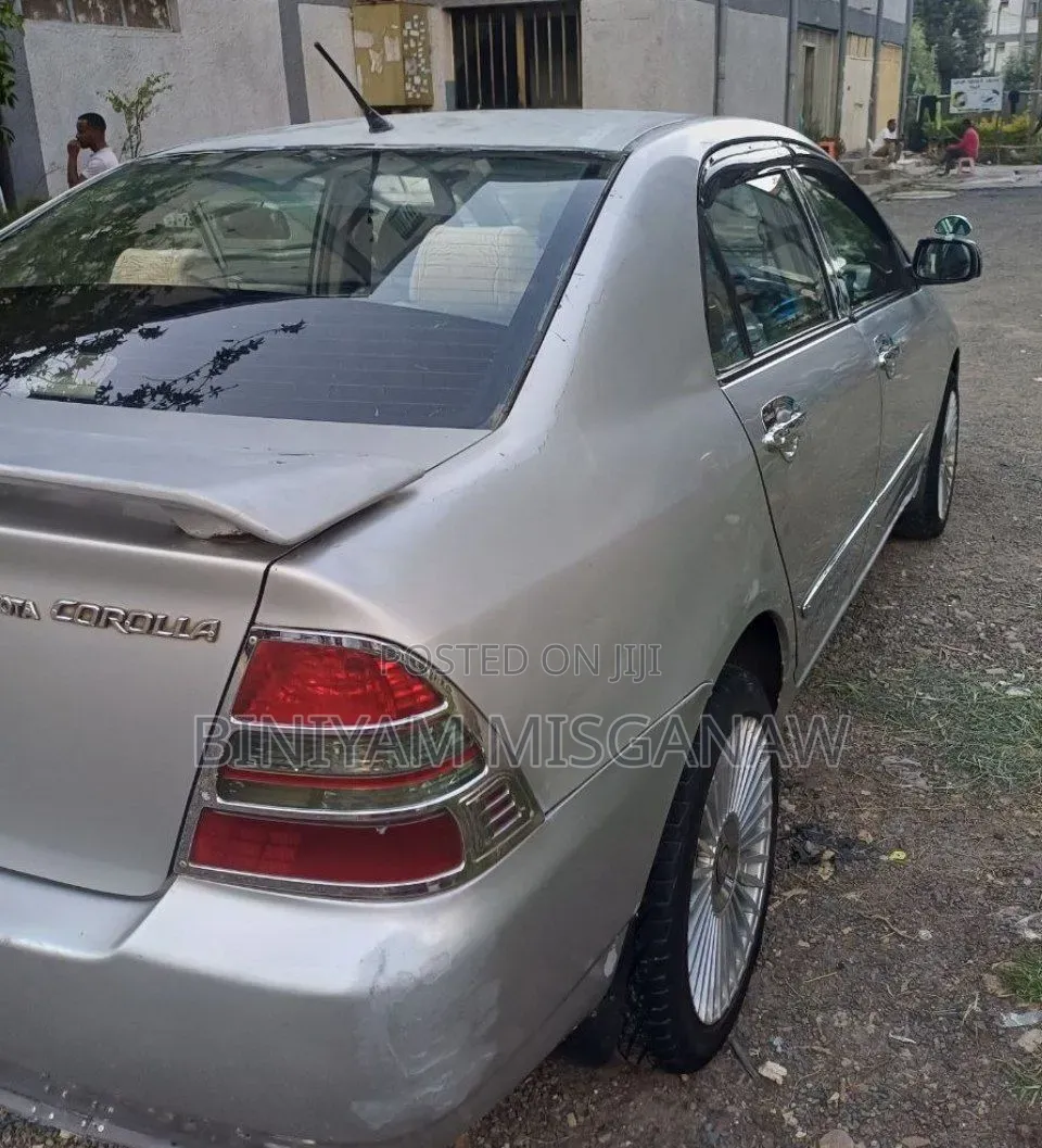 Toyota Corolla 2003 Silver
