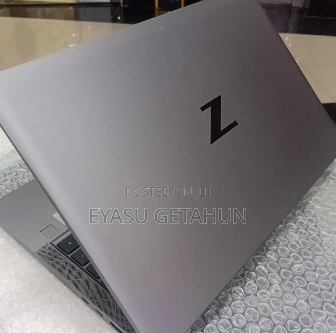 New Laptop HP ZBook Firefly 14 G10 16GB Intel Core i7 SSD 512GB