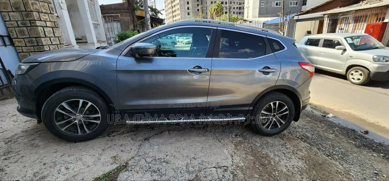 Nissan Qashqai 2016 Silver