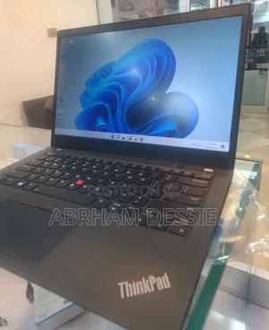 New Laptop Lenovo 16GB Intel Core i5 SSD 512GB