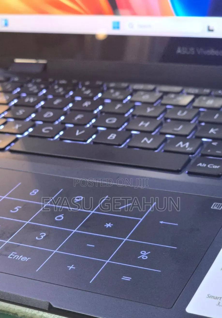 New Laptop Asus VivoBook 15 X505BA 16GB Intel Core i7 SSD 512GB