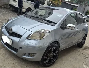 Toyota Yaris 2008 Silver