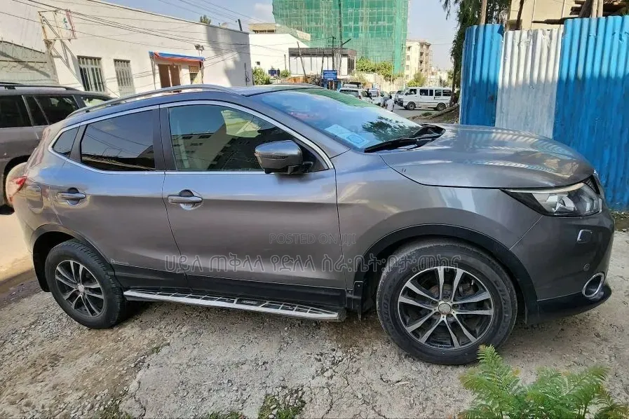 Nissan Qashqai 2016 Silver