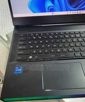 New Laptop MSI Raider 18 HX AI A2XW 16GB Intel Core i7 SSD 1T