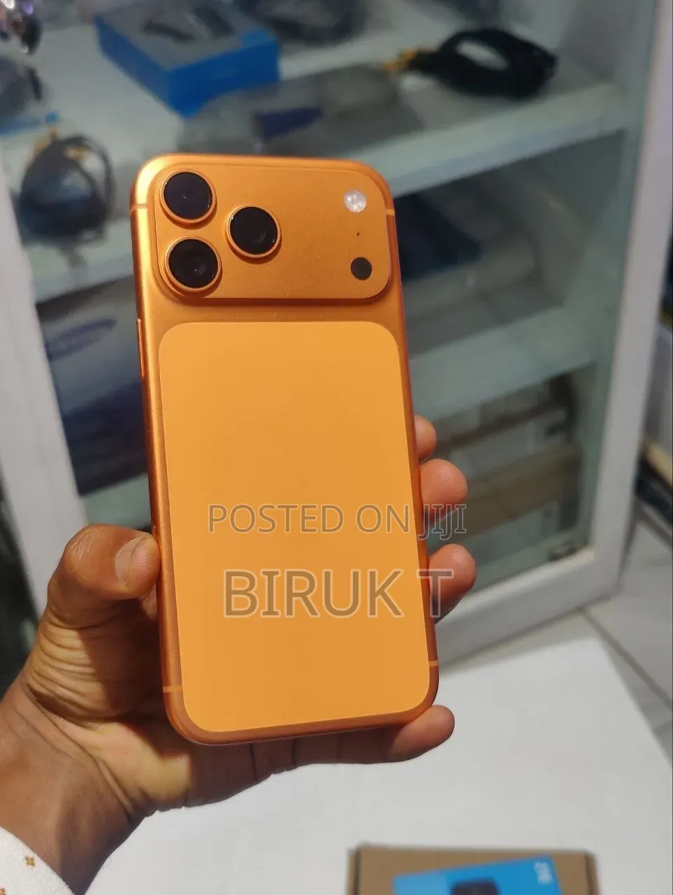 New Apple iPhone 17 Pro Max 256 GB Orange