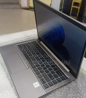 New Laptop HP 16GB Intel Core i7 SSD 512GB