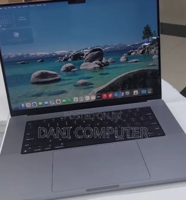 New Laptop Apple MacBook Pro M1 32GB Apple M1 Max SSD 1T